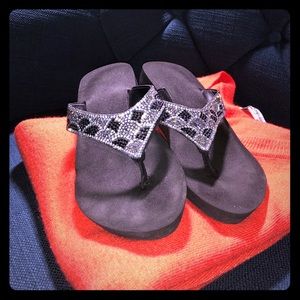 Wedge “crystal front” flip flops women’s size 7